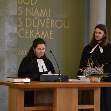 20241124 Milan a Sára - bohoslužby